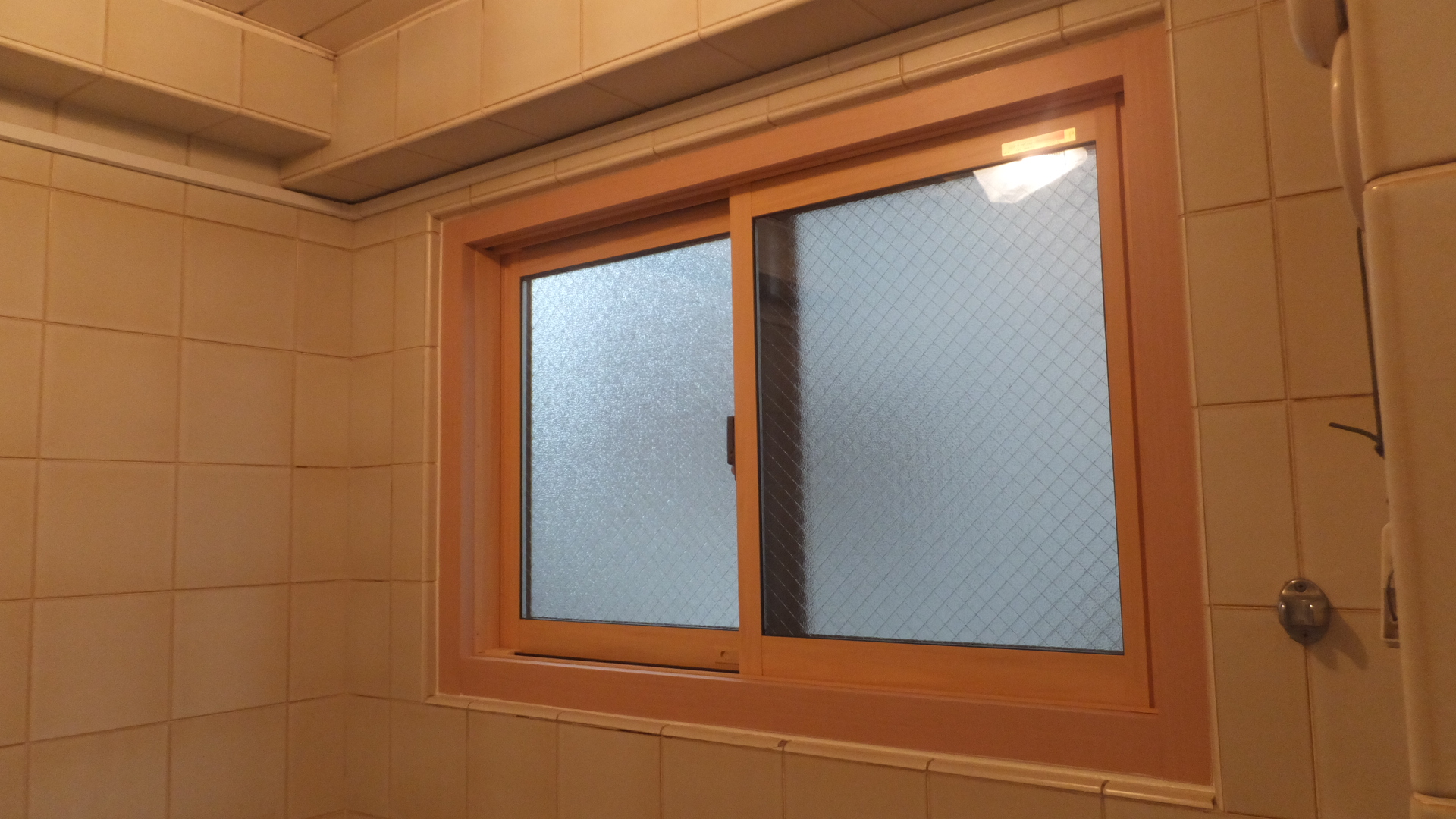 江戸川区　浴室　窓交換工事施工前